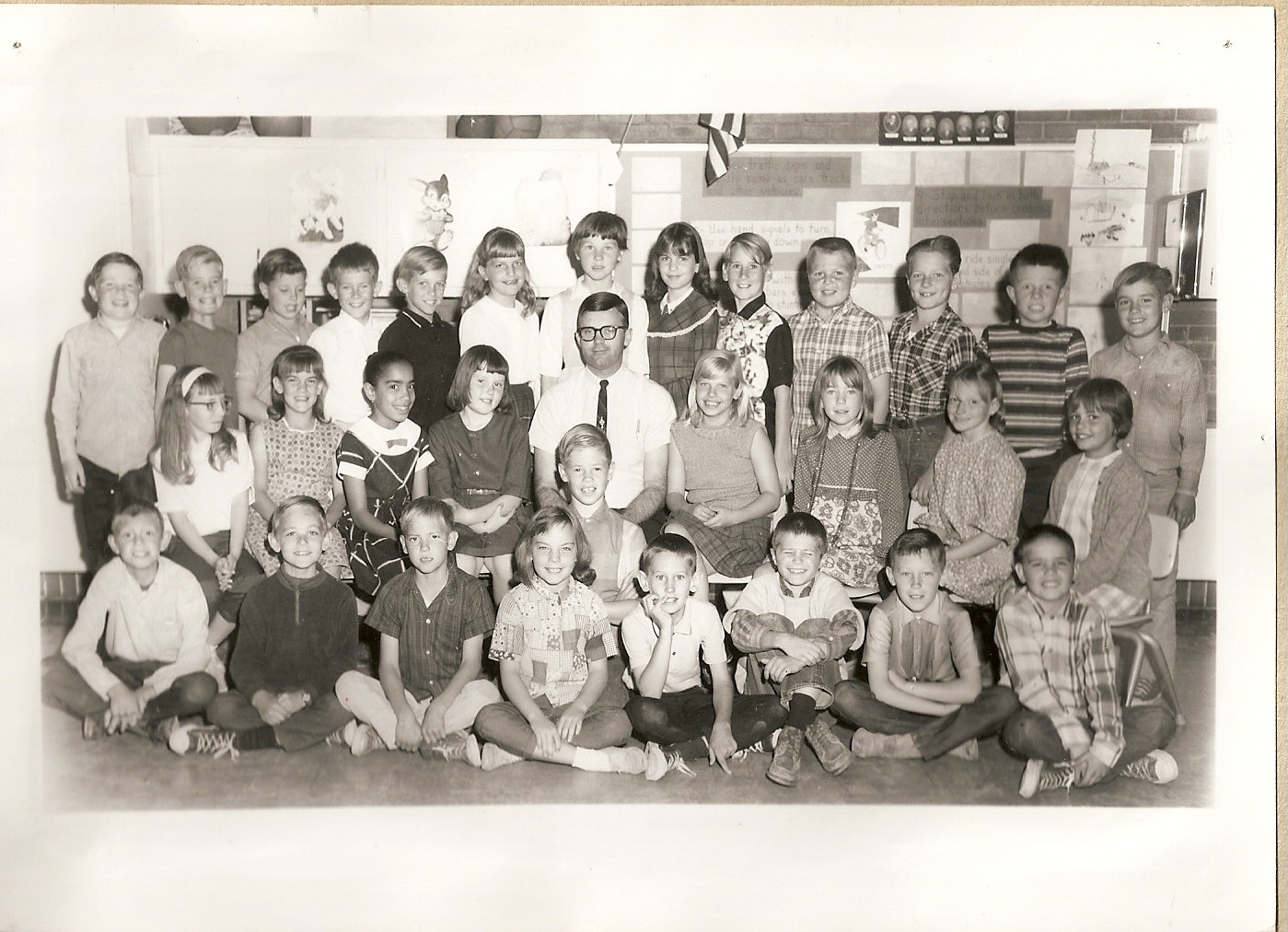 Mr. Raymond Gentry's 1966-1967 fourth grade class