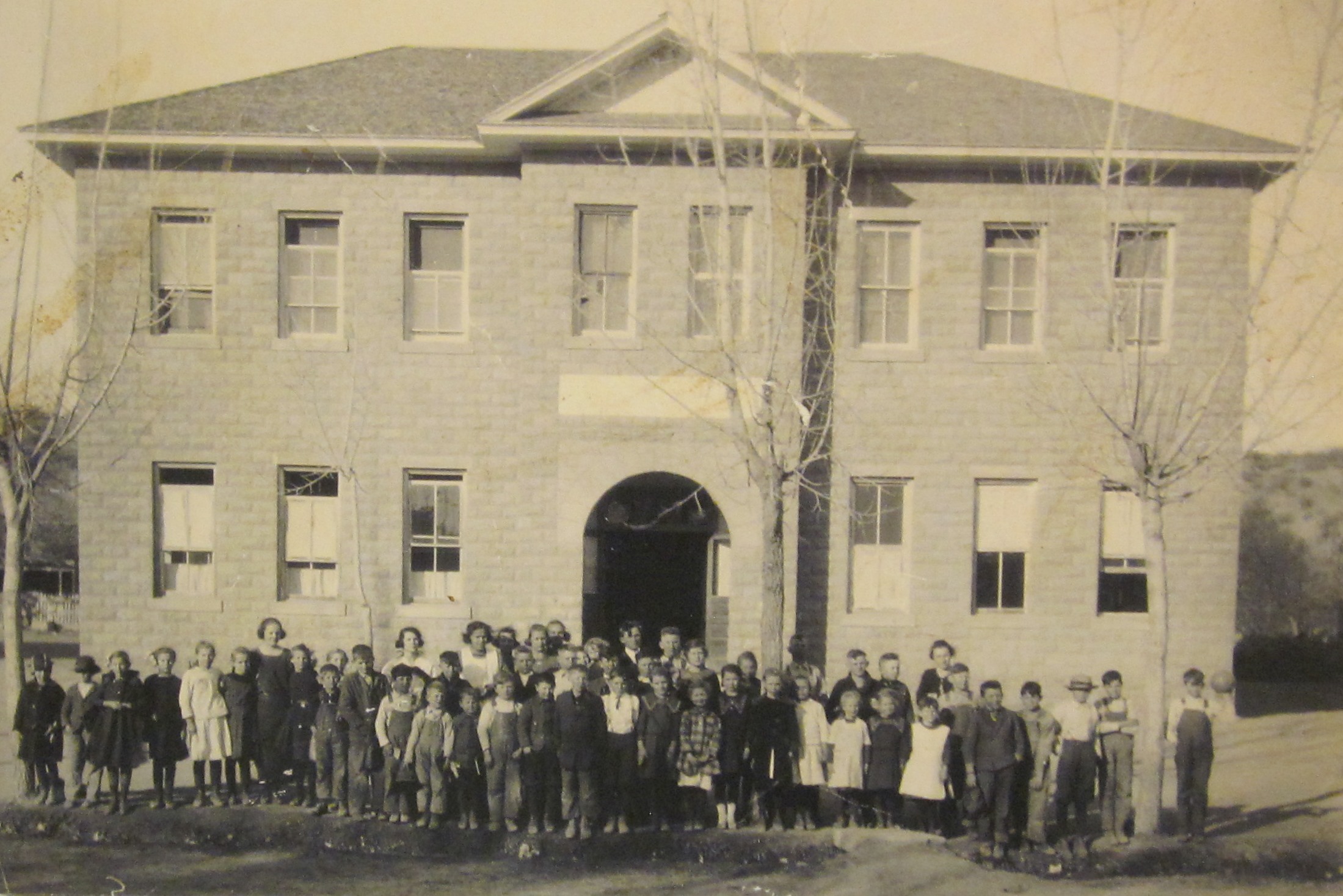 Old Santa Clara School with students out in front