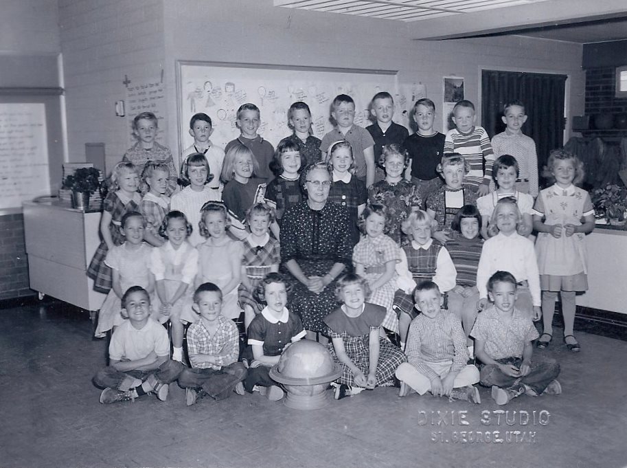 Mrs. Virginia S. Ott's 1961-1962 second grade class at East Elementary School