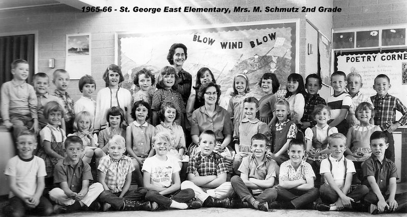 Mrs. Merlene Schmutz' 1965-1966 second grade class at East Elementary School