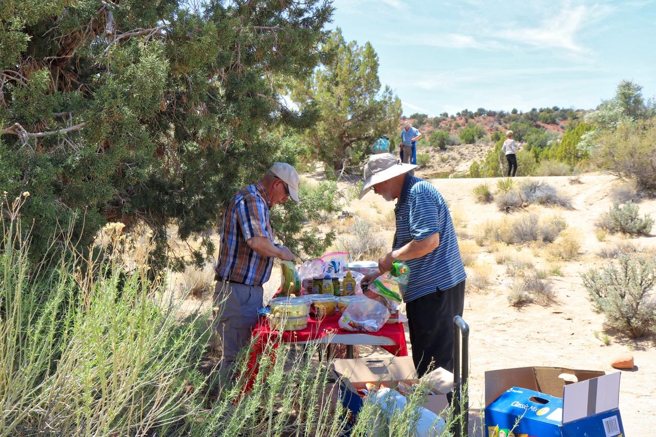 Ken Sizemore and George Cannon setting up lunch at the Paria picnic area
