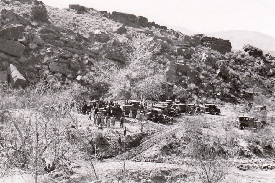 A 1933 meeting at the site selected for the new Shem Dam