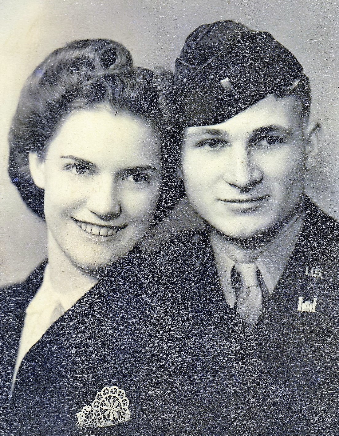 Glade & Phyllis Wittwer in October of 1942, shortly after being married