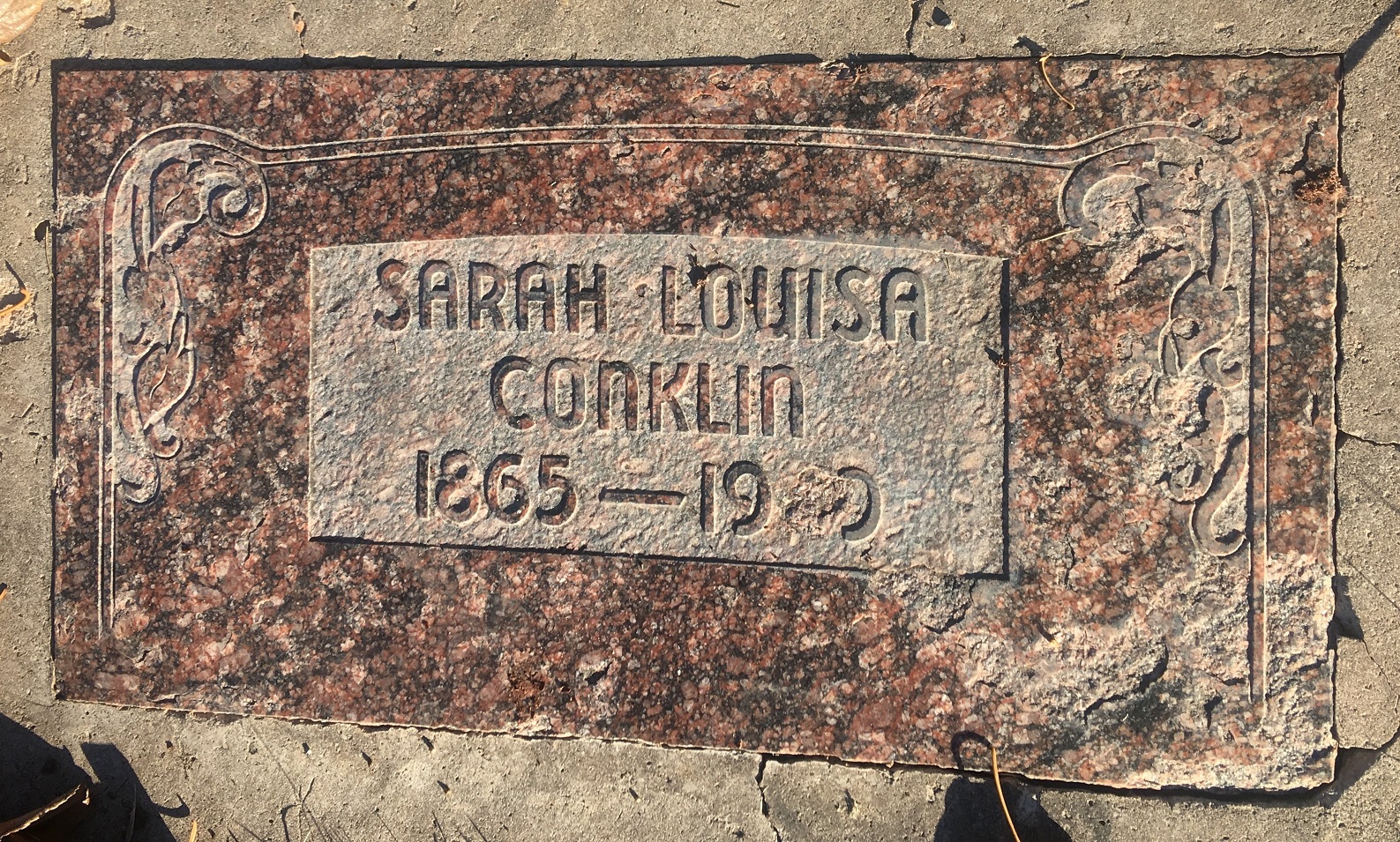 The gravestone of Sarah Louisa Conklin