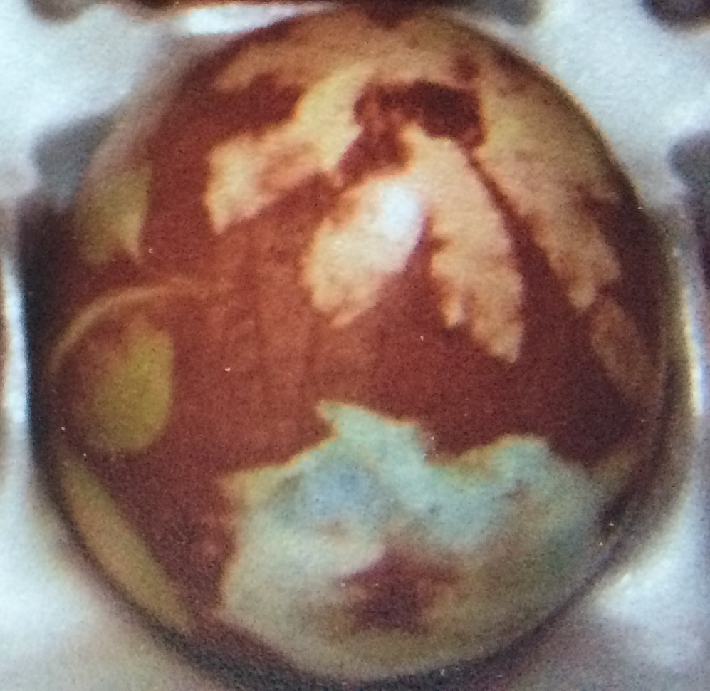 A egg dyed in the Swiss tradition