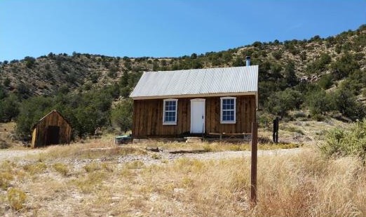 Front of the Jump Up Cabin