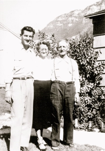 Gene Asay and his parents