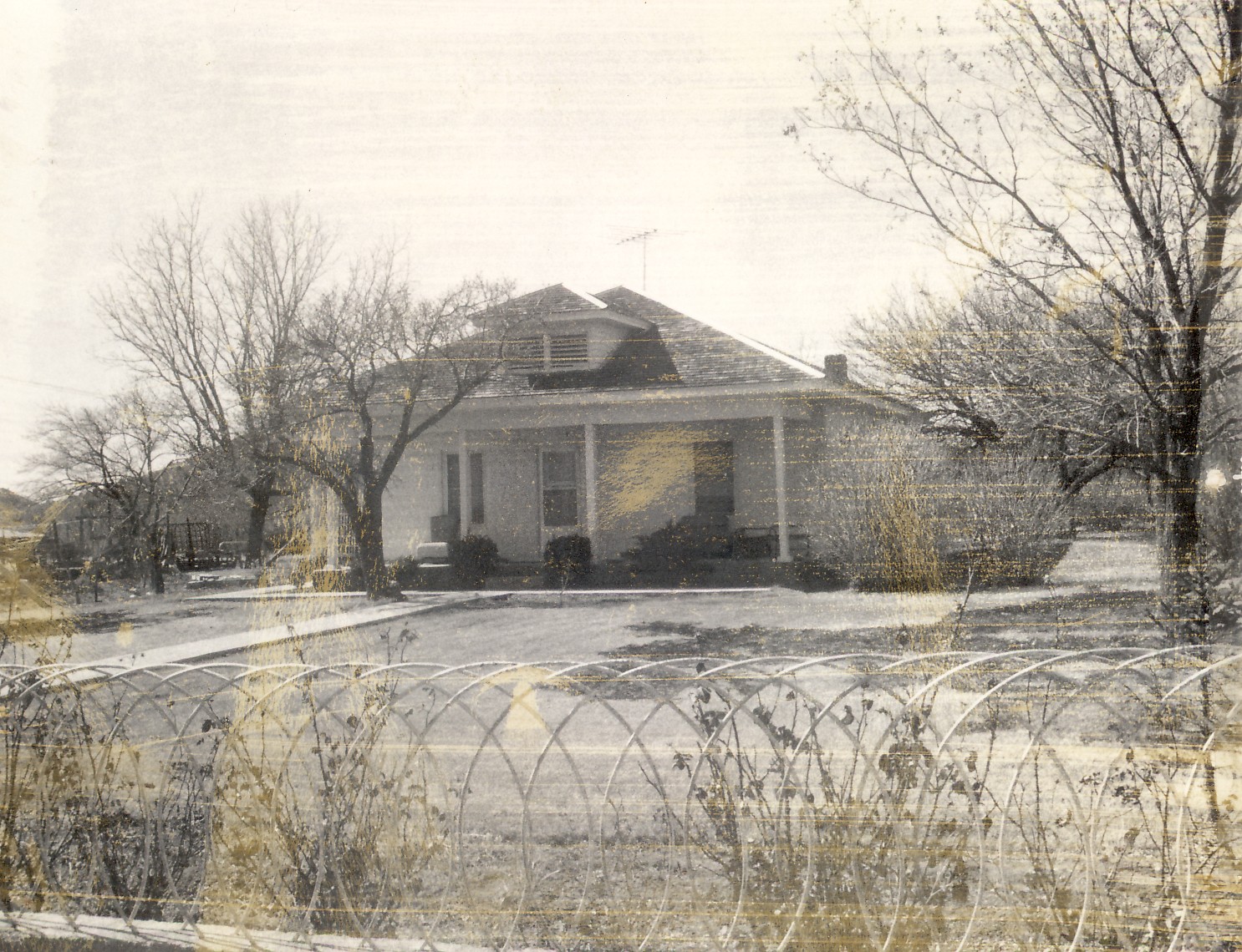 Photo a house at an unknown location