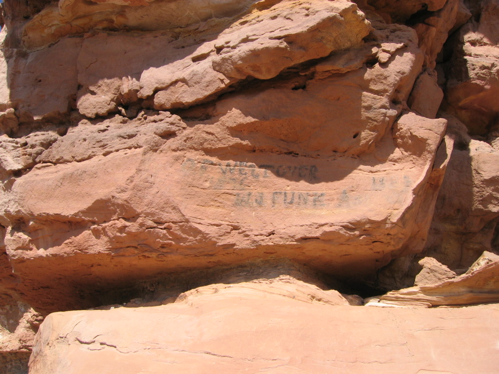 Photo of pioneer axle grease markings on the rocks along "The Honeymoon Trail"