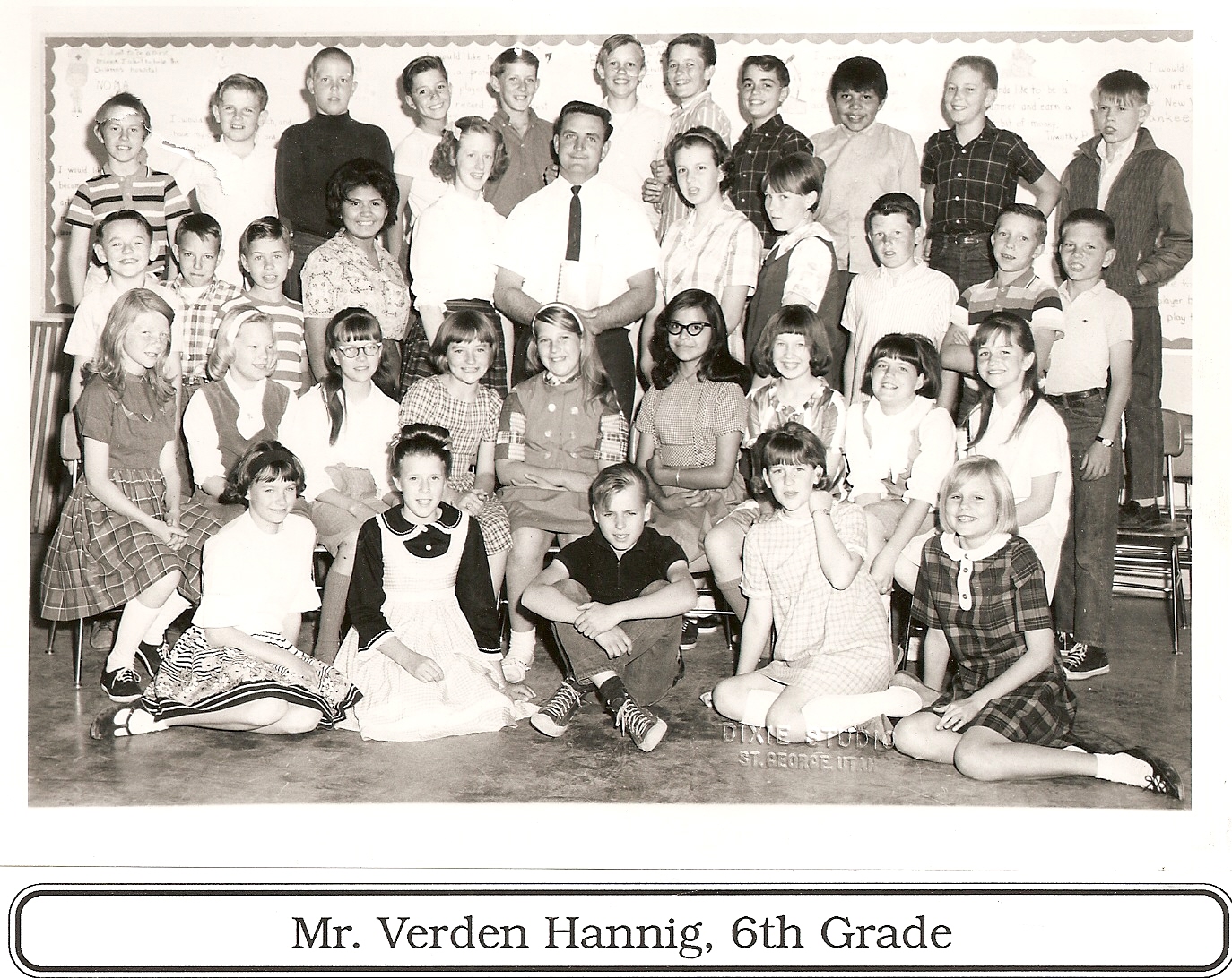 WCHS-00287 Mr. Verden Hannig's 1965-1966 Sixth Grade Class