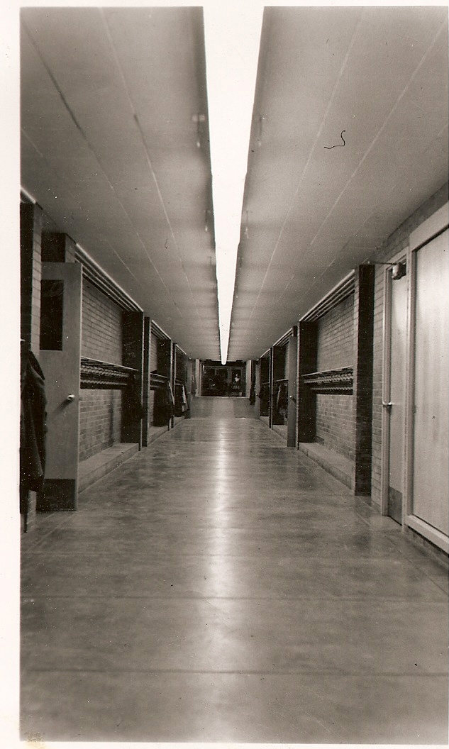 WCHS-00319 Main hallway at West Elementary School