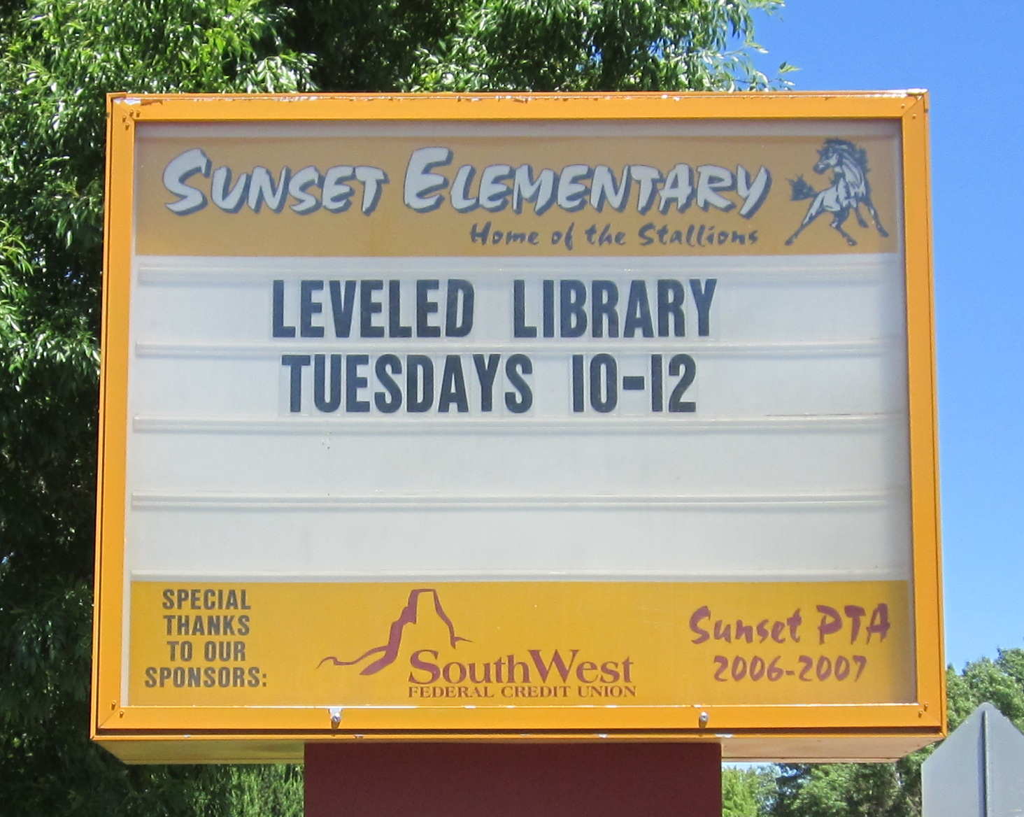 Sunset Elementary School Sign