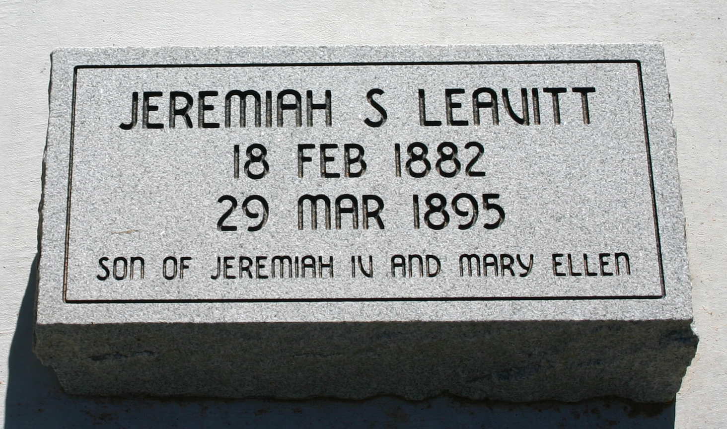 Gravestone of Jeremiah S. Leavitt in the Pinto Cemetery