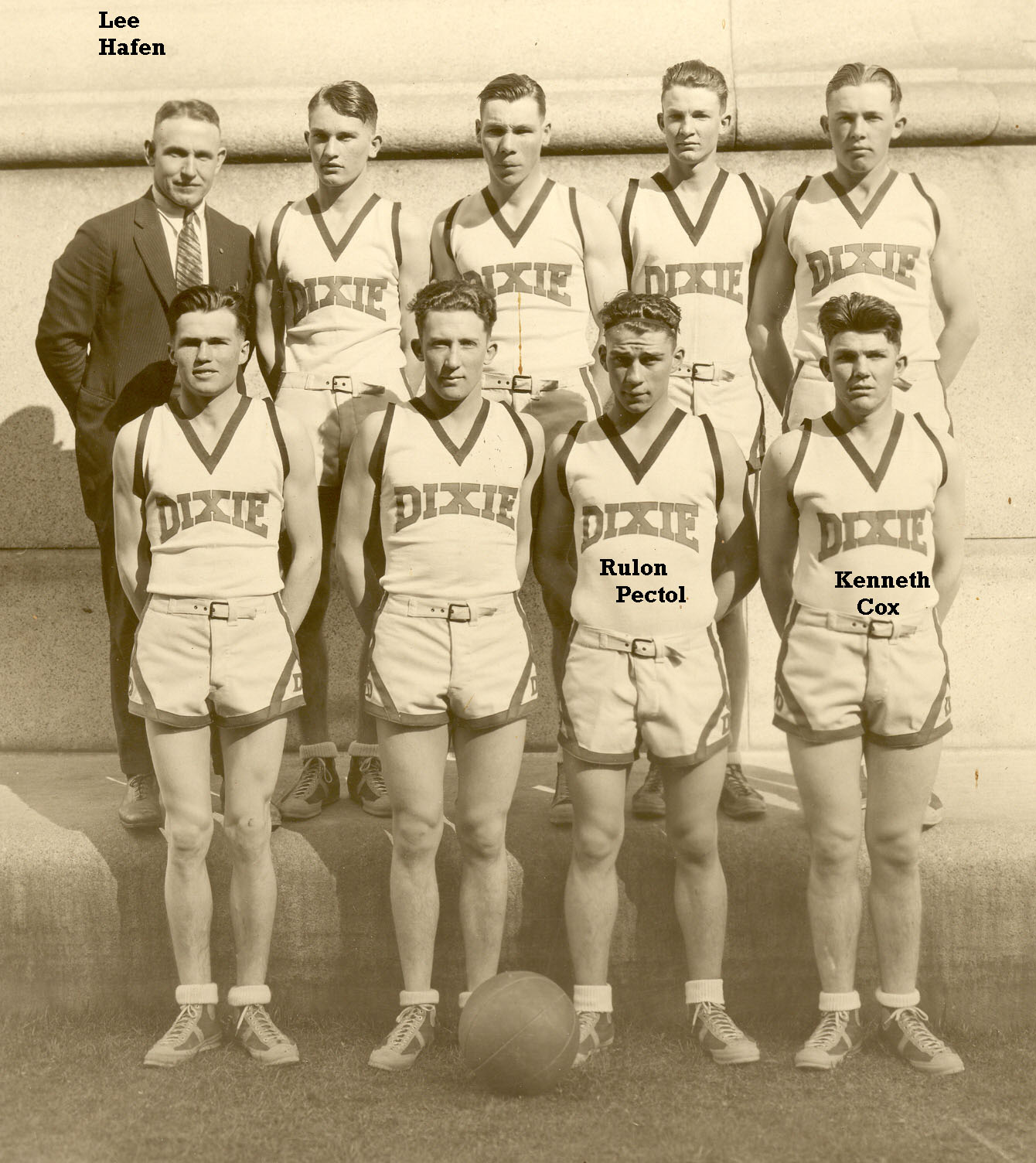 WCHS-01101 Photo of a Dixie basketball team