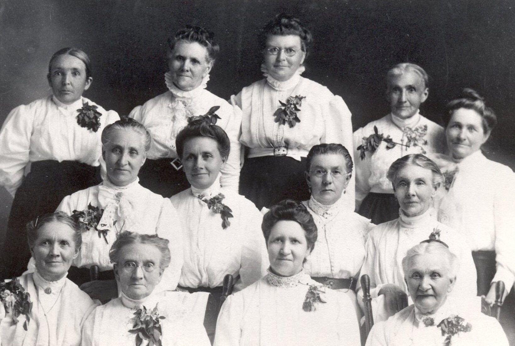 WCHS-01127 Photo of 13 women St. George Temple workers