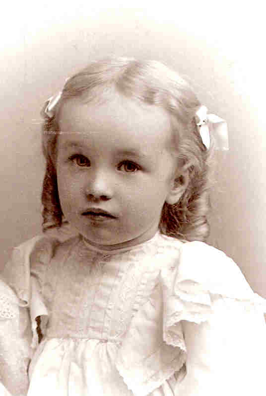 Childhood photo of Beatrice Cannon Evans