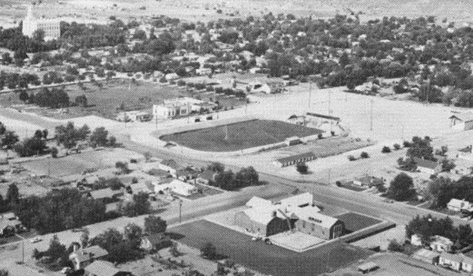 Area around the St. George Municipal Swimming Pool