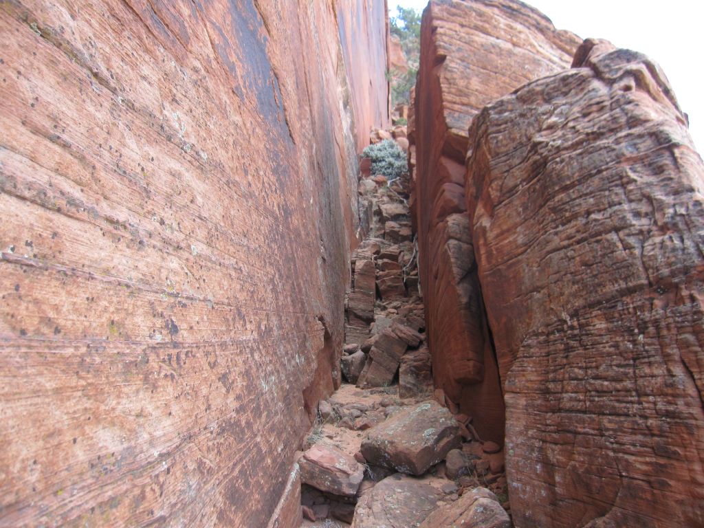 Slot canyon near the old Shunesburg Mail Drop