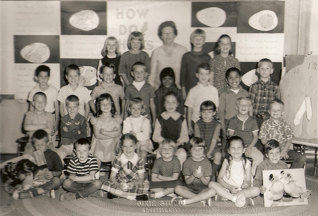Mrs. LaVon Blackburn's 1967-1968 first grade class