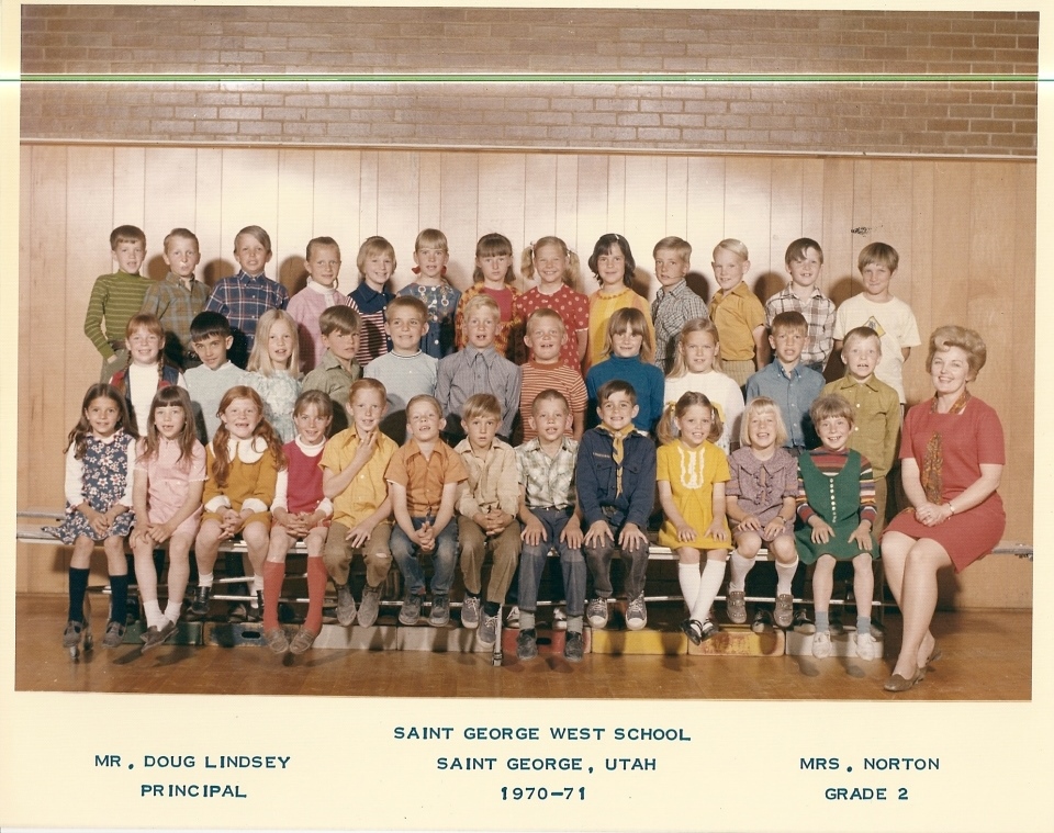Mrs. Uldene Norton's 1970-1971 second grade class