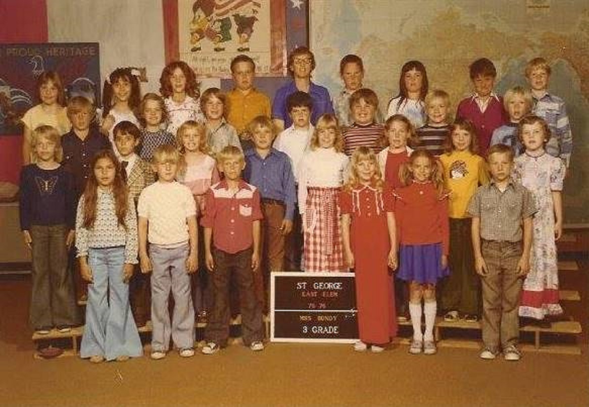 Mrs. Sara H. Bundy's 1975-1976 third grade class at East Elementary School