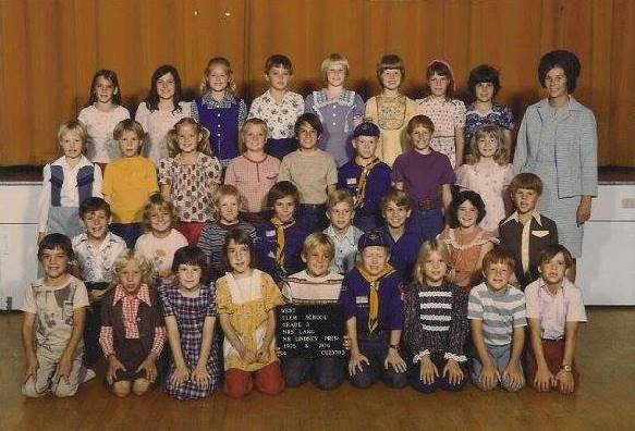 Mrs. Lang's 1975-1976 third grade class at West Elementary School