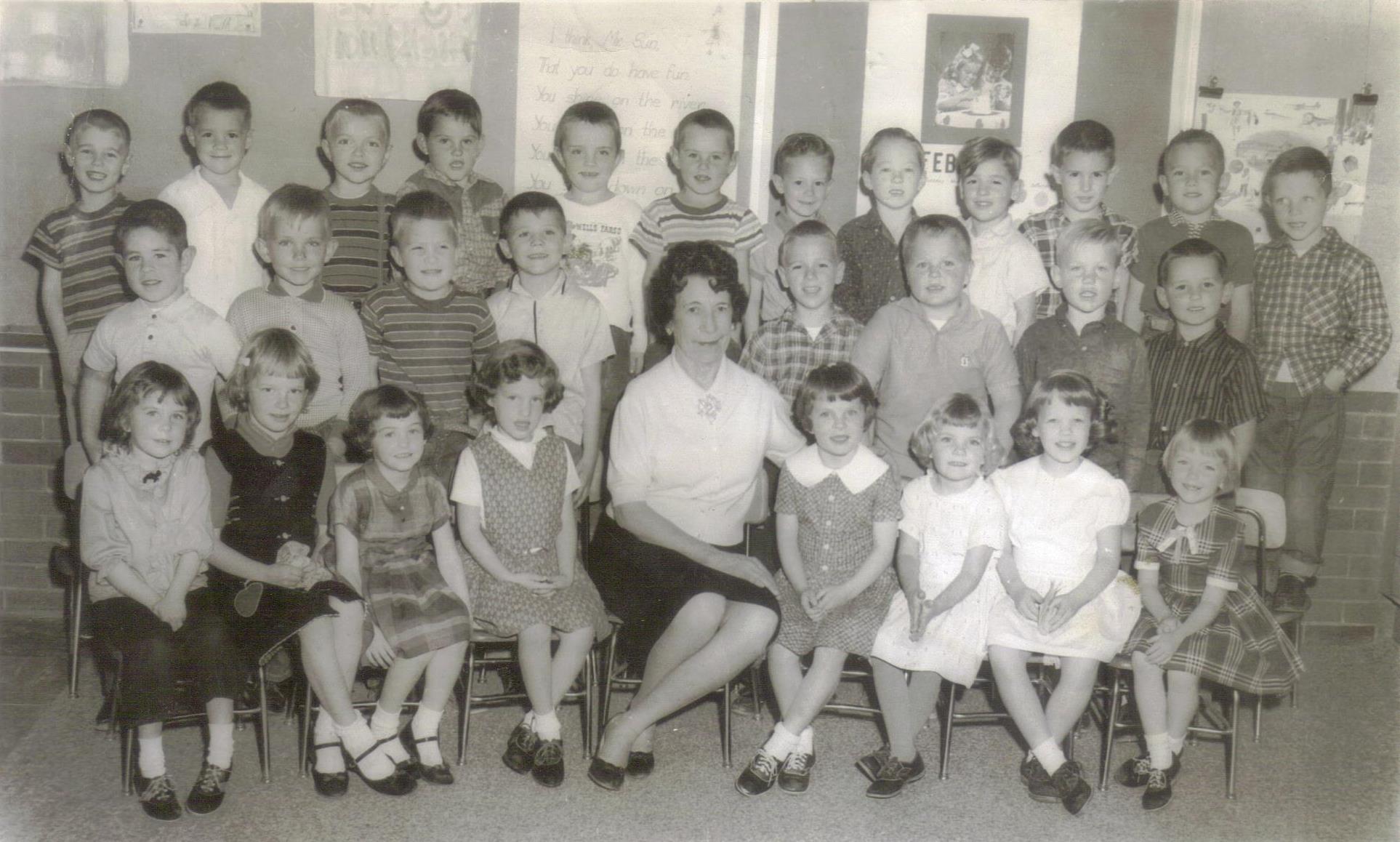Mrs. Ida Jolley's 1962-1963 kindergarten class at East Elementary School