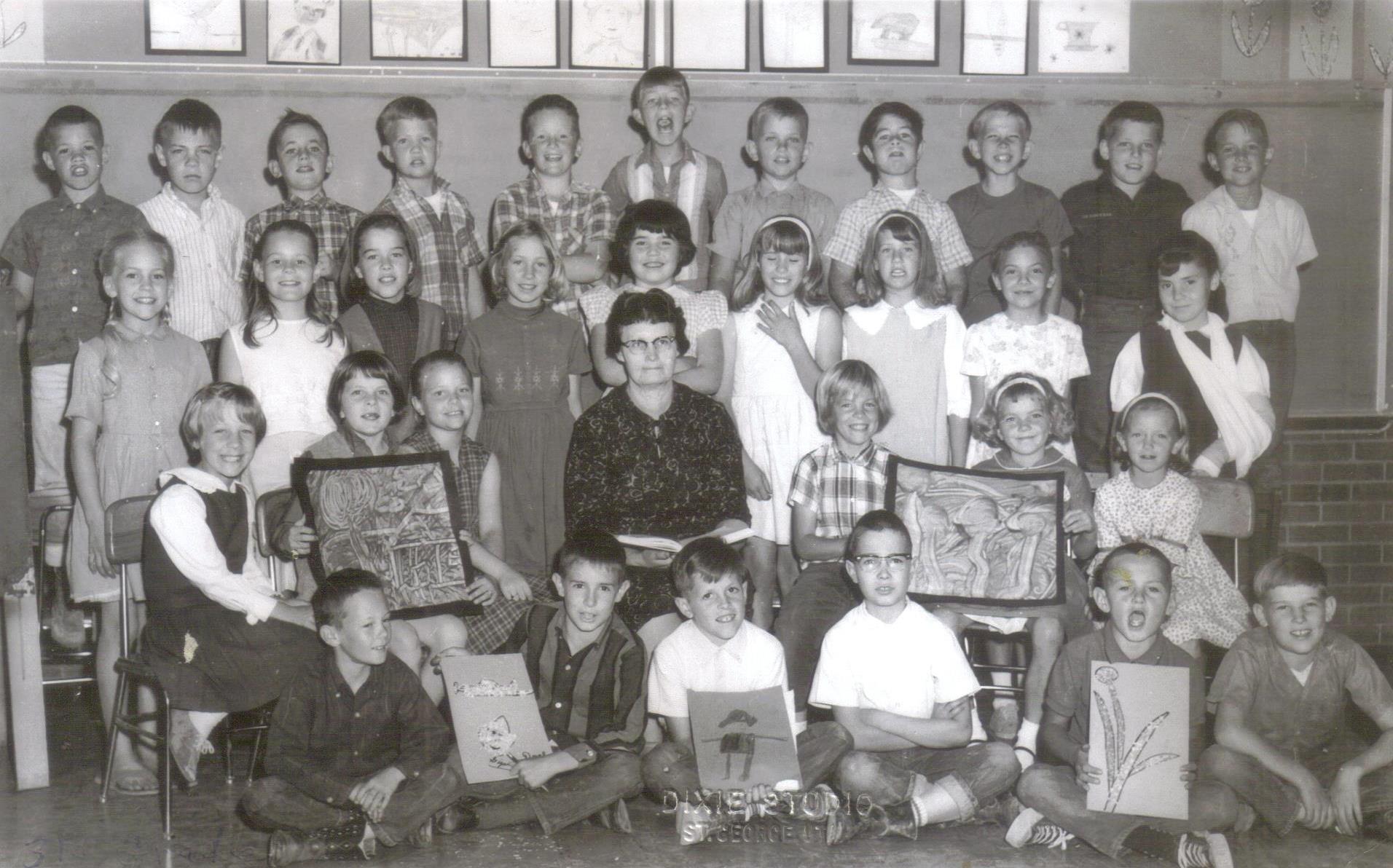 Mrs. Ruth Miles' 1965-1966 third grade class at East Elementary School