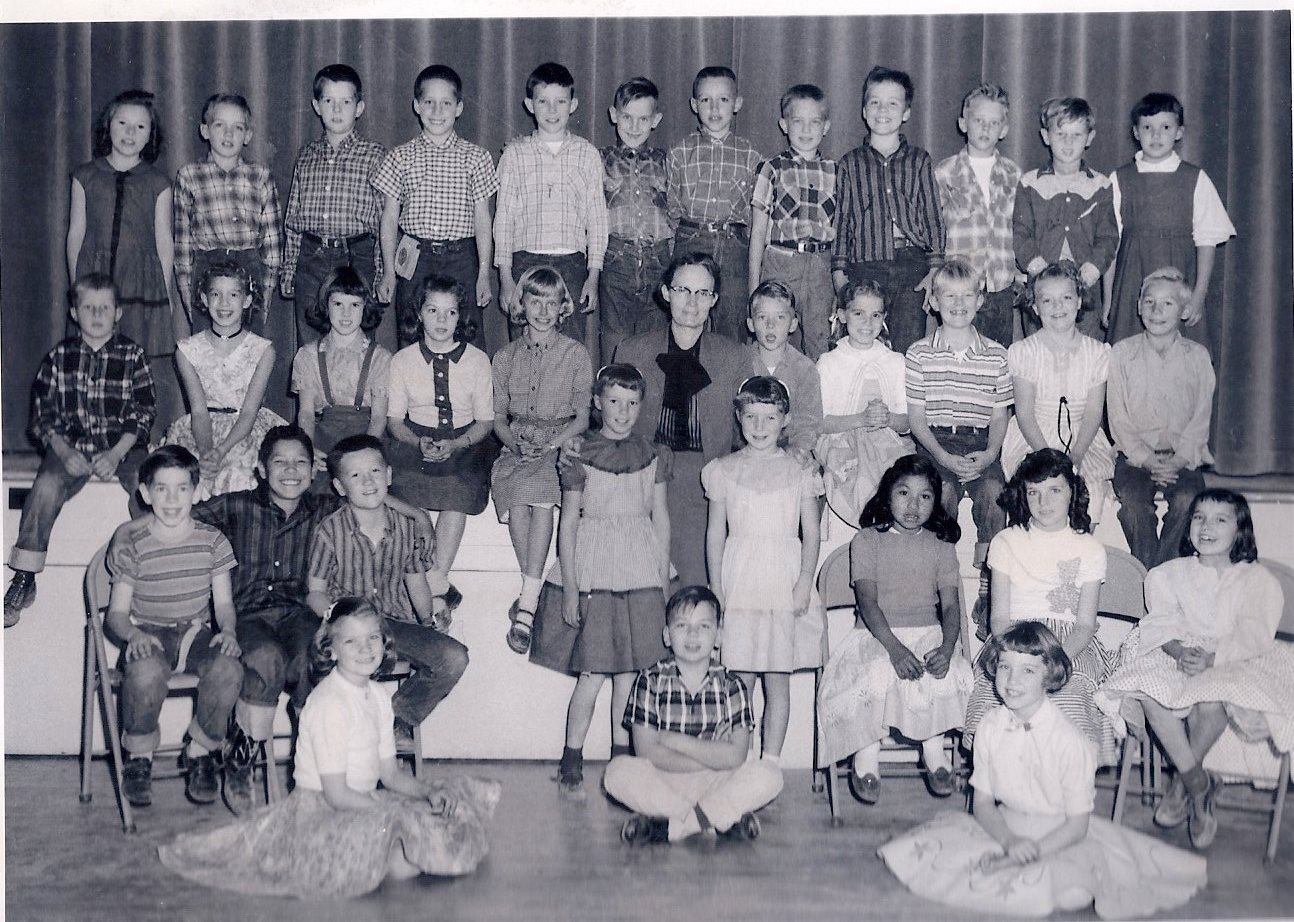 Mrs. Ruth Miles' 1957-1958 third grade class at East Elementary School