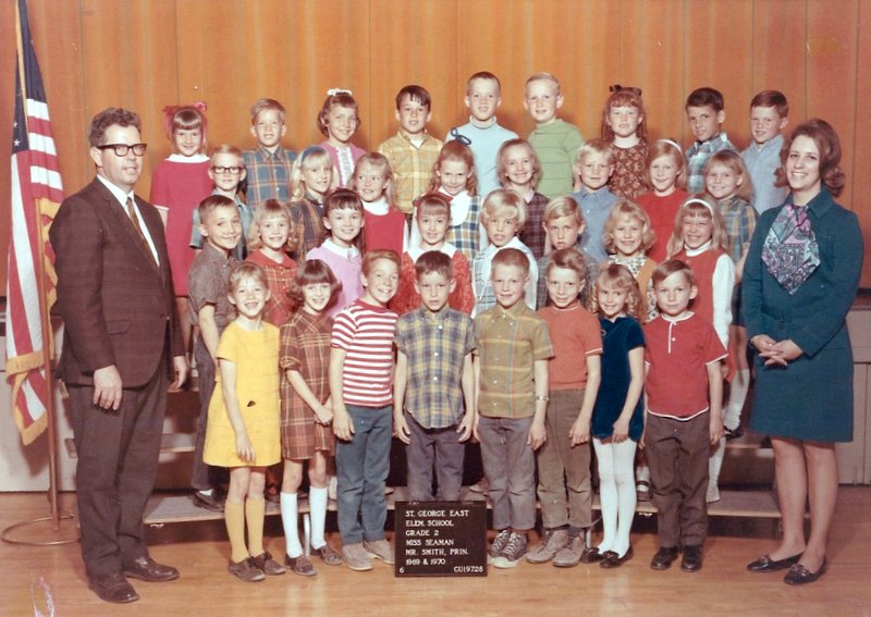 Mrs. Sharon Seamon's 1969-1970 second grade class at East Elementary School