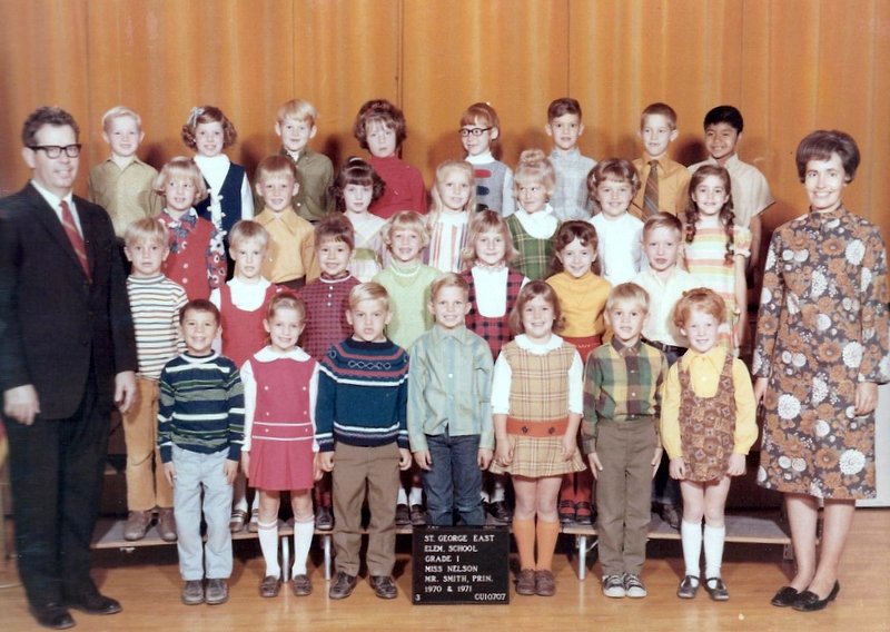 Miss Merla Nelson's 1970-1971 first grade class at East Elementary School