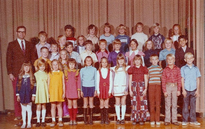 Mr. Gentry's 1972-1973 fourth grade class at East Elementary School