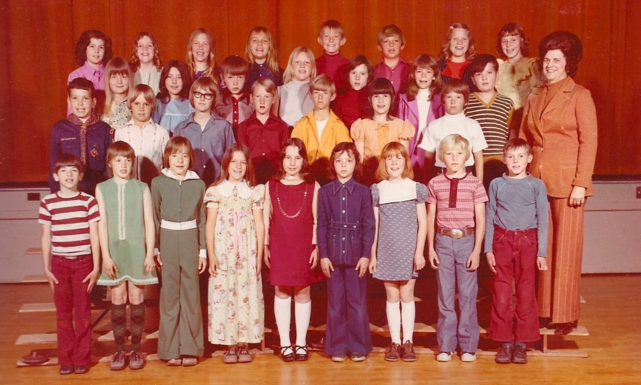 Mrs. Katie Gentry's 1973-1974 fourth grade class at East Elementary School
