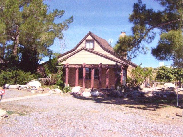 The Jim Tullis / John Bowler home in Veyo, Utah