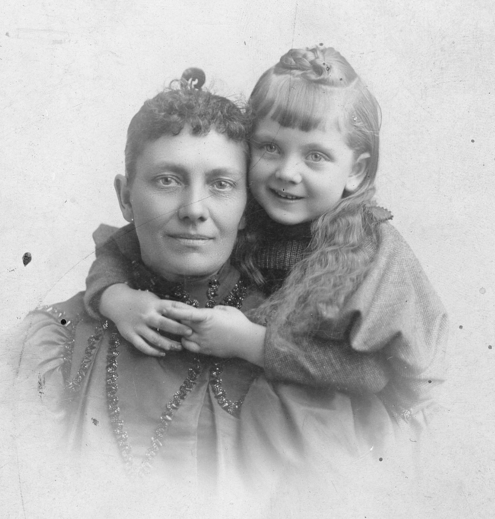 Mother and child, probably late 1800s or early 1900s