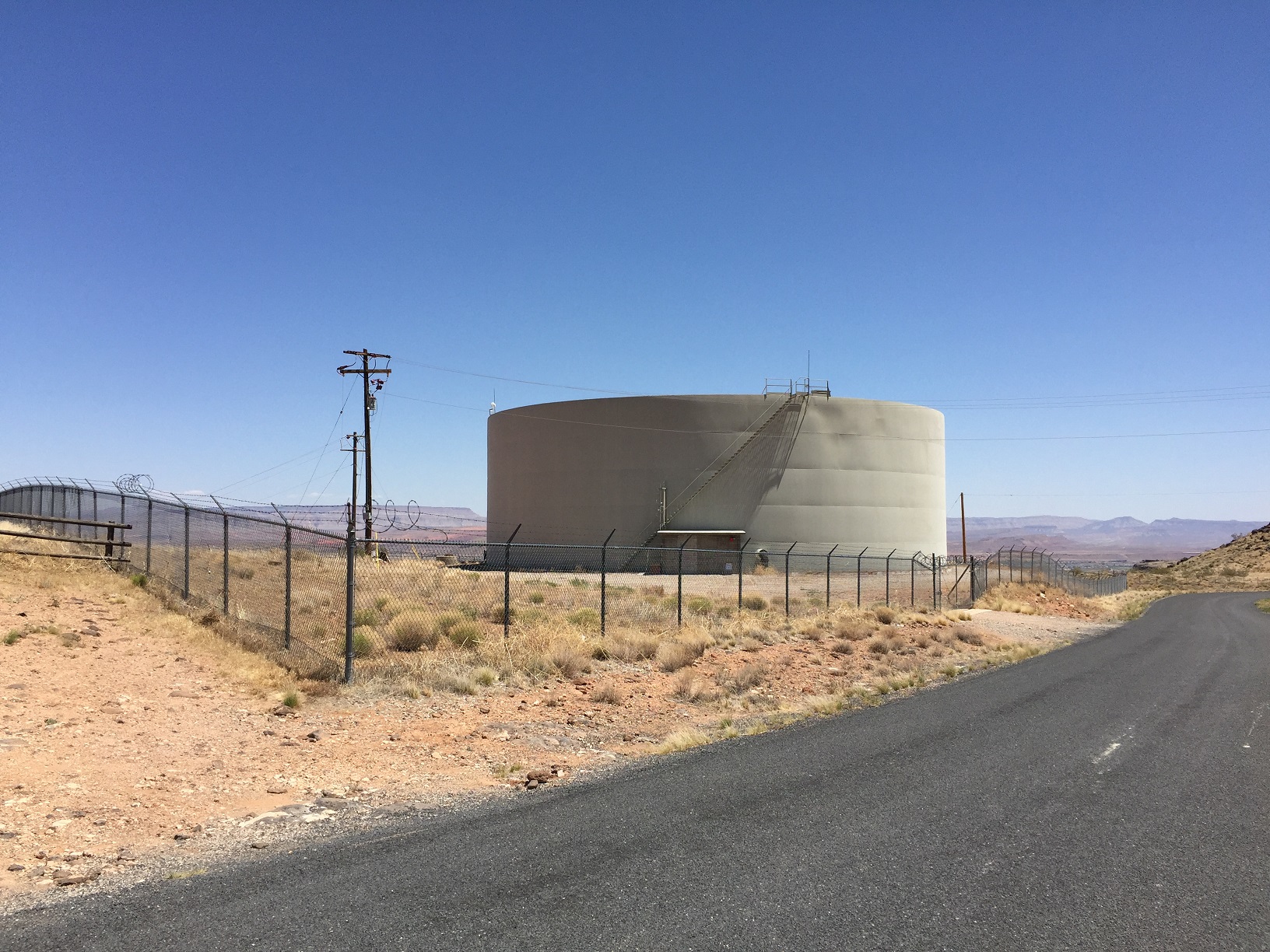 Water tank on Turkey Farm Road