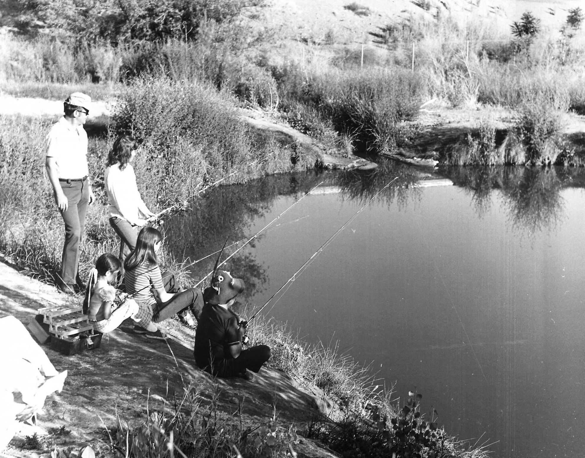 Family fishing at Warm Springs (The Boilers)
