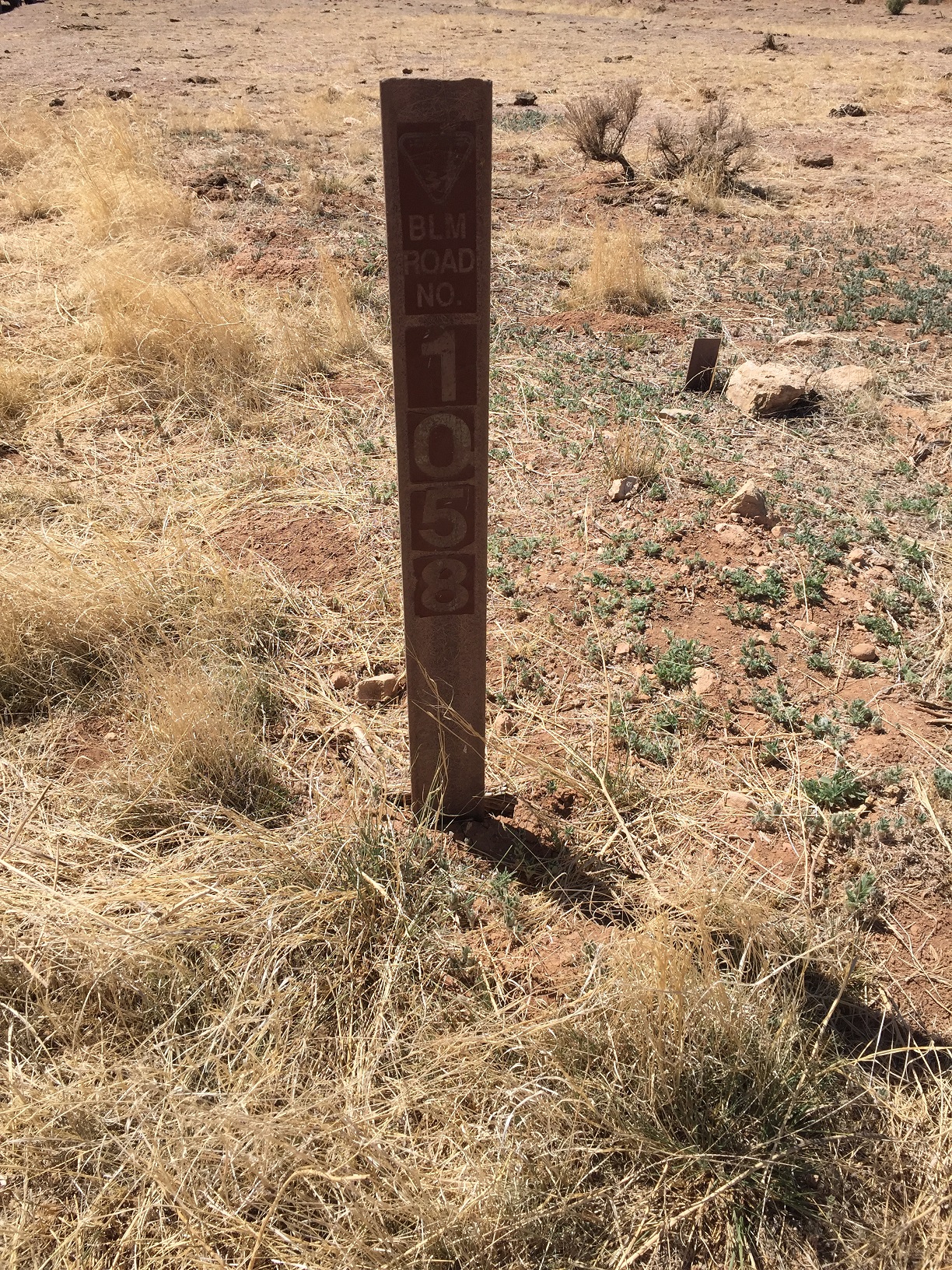 A road marker for BLM Road 1058 on the Arizona Strip