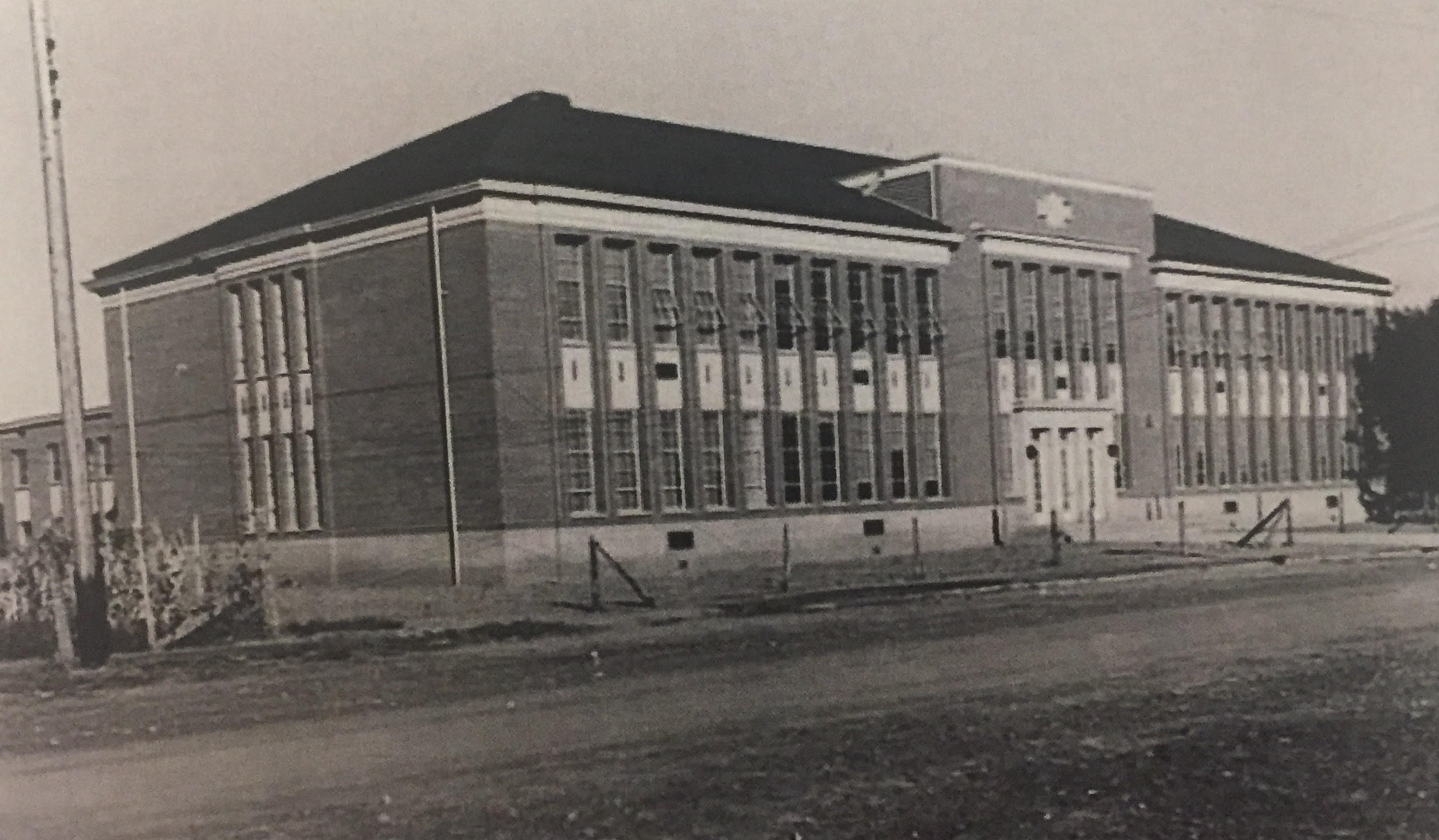 The newly constructed Hurricane High School building about 1936