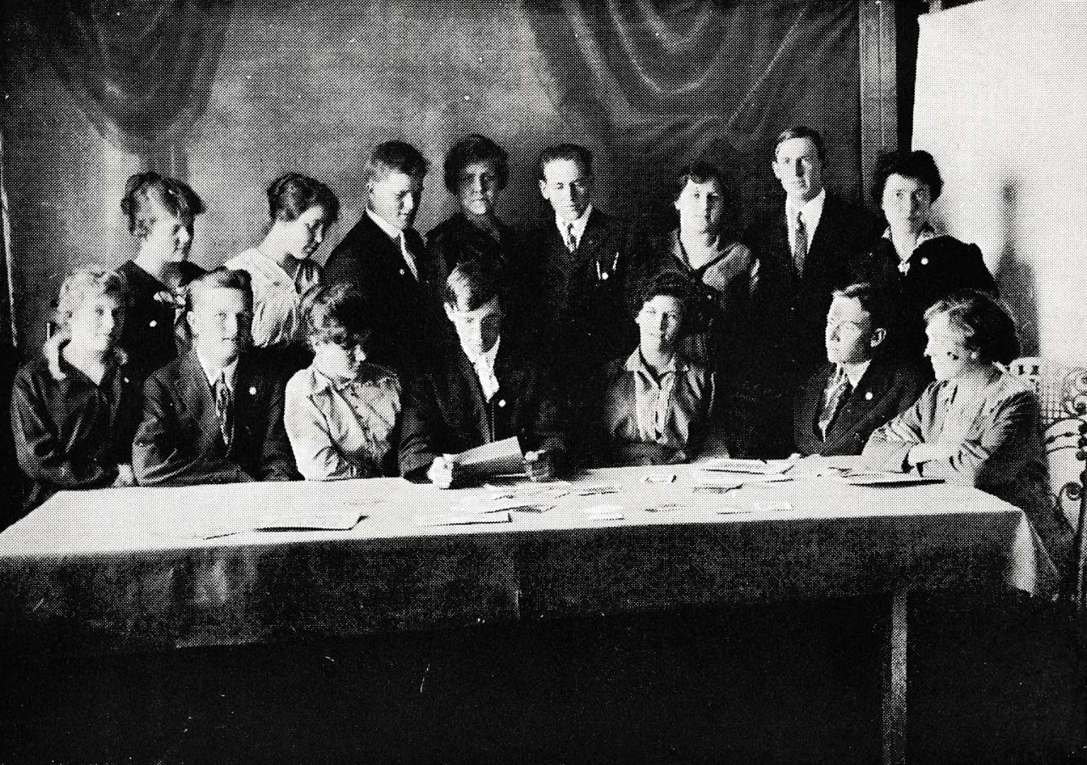 The Dixie Normal College 'United Dixie Club Officers' in 1915-1916