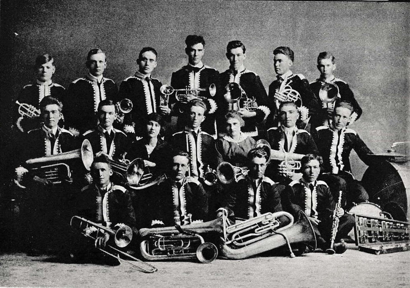 The Dixie Normal College band in 1915-1916