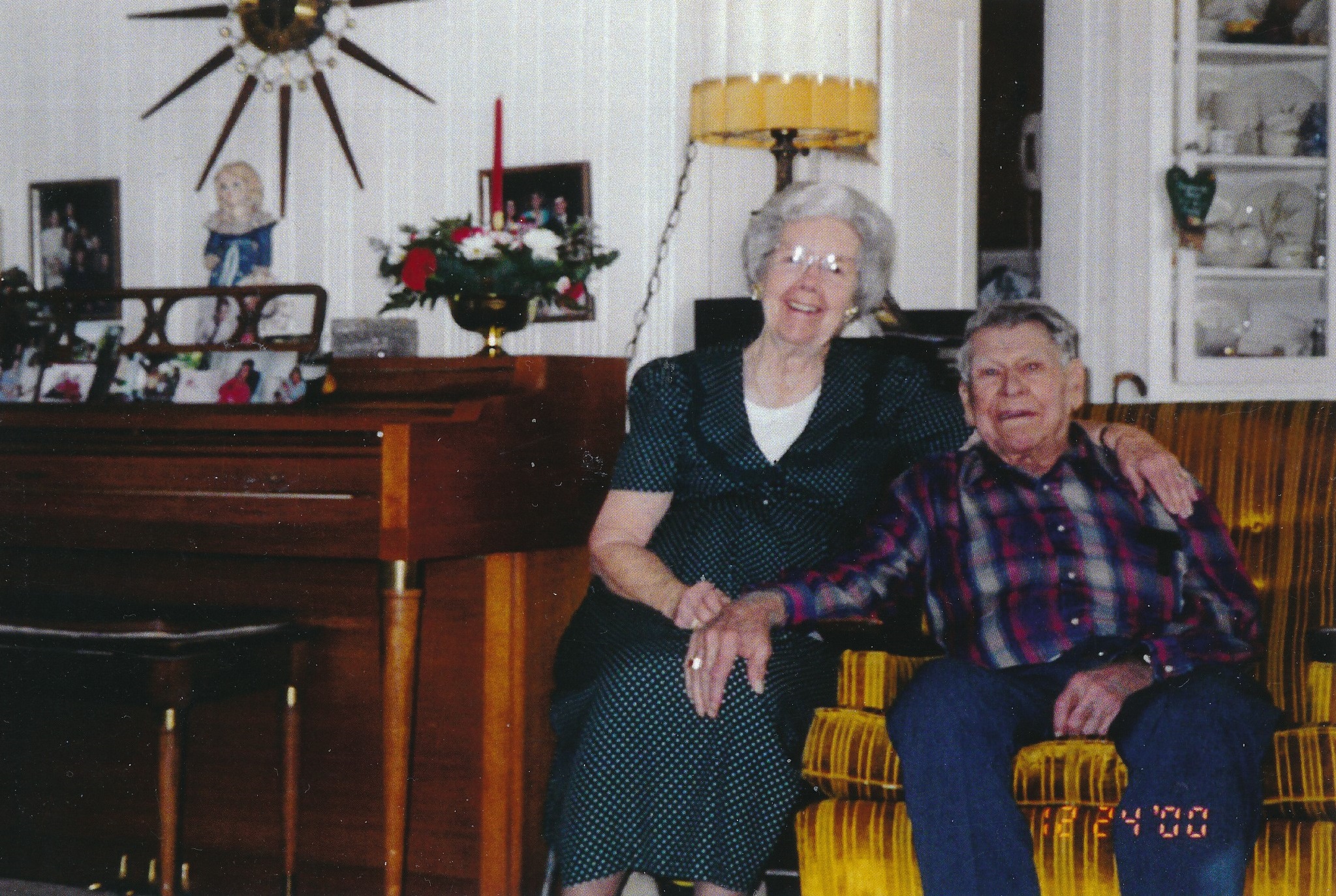 Elgin & Vivian Graff on December 24, 2000