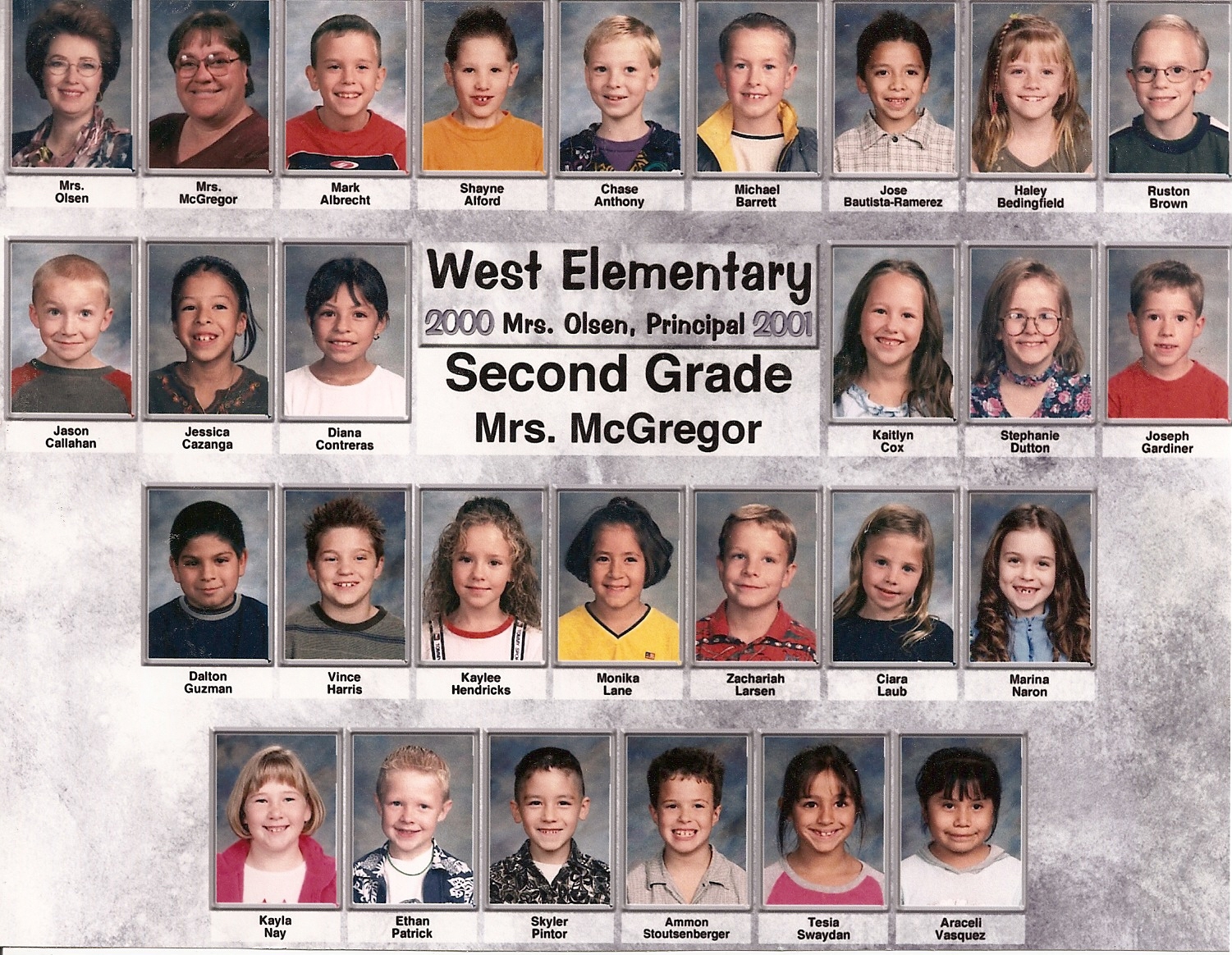 Mrs. LaRae McGregor's 2000-2001 second grade class at West Elementary School