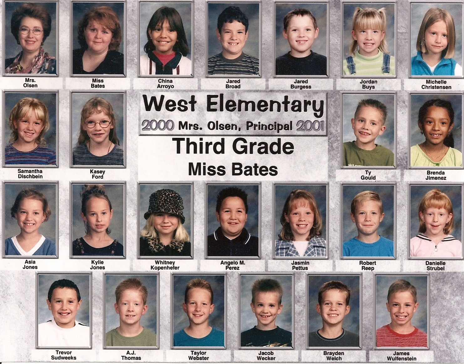 Miss Rachel Bates' 2000-2001 third grade class at West Elementary School