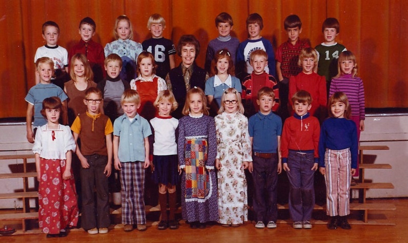 Mrs. Merla Nelson's 1974-1975 first grade class at East Elementary School