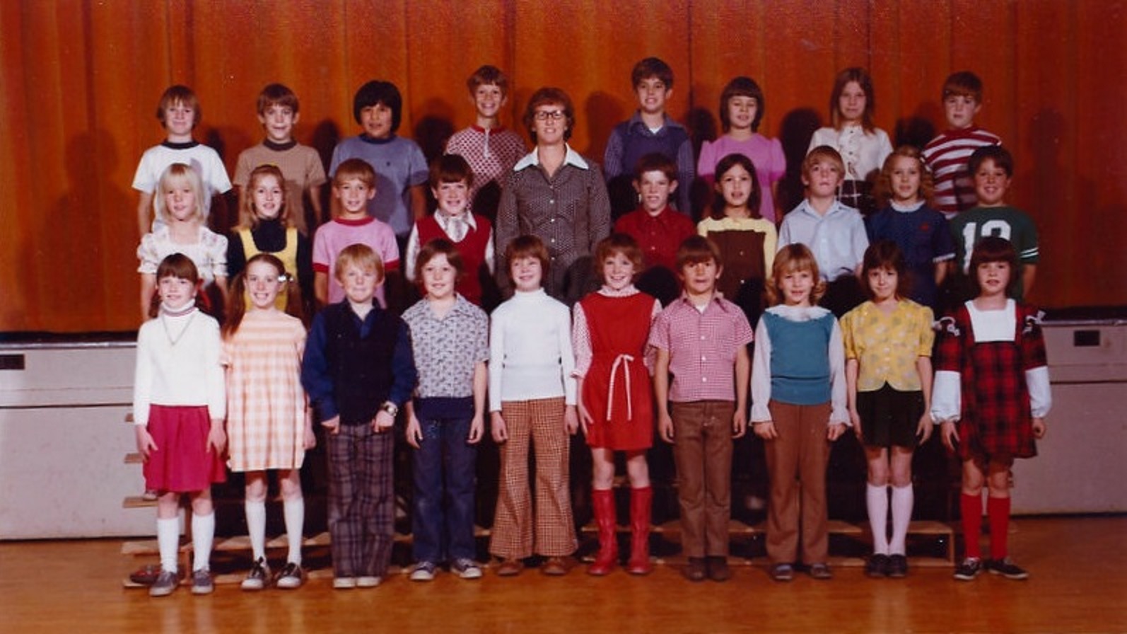 Mrs. Sally Bundy's 1974-1975 third grade class at East Elementary School