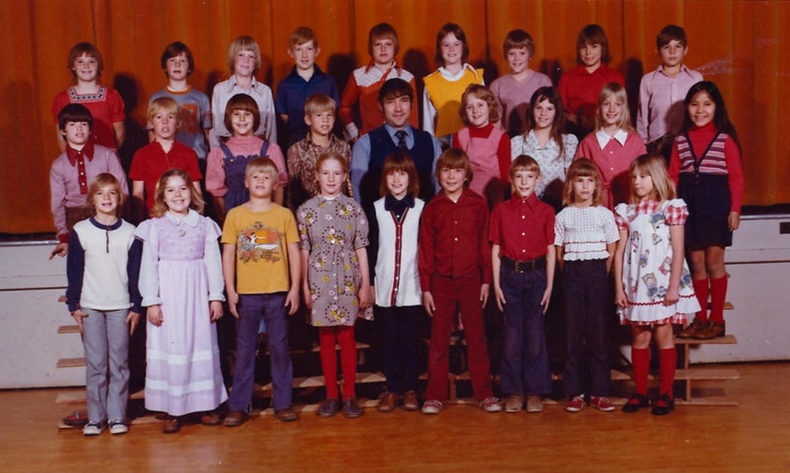 Mr. Barney's 1974-1975 fourth grade class at East Elementary School